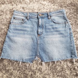 BDG Denim Mini Skirt Light Wash Size Medium Zip Fly